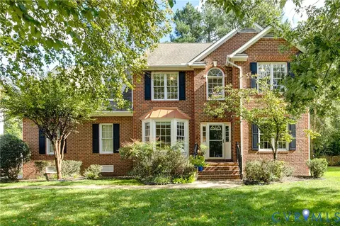 5716 Oak Mill Ct, Glen Allen, VA 23059