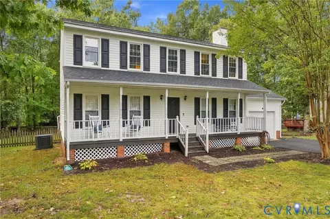 Exterior - 8224 Ferdinand Ln, Midlothian, VA 23112 photo 2 of 10
