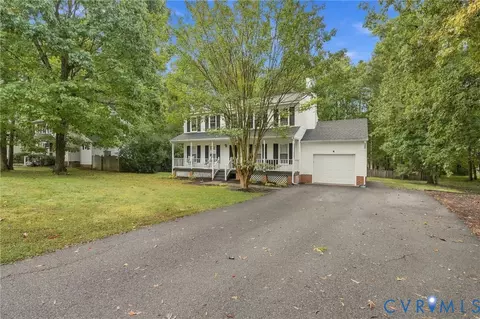 Exterior - 8224 Ferdinand Ln, Midlothian, VA 23112 photo 10 of 10