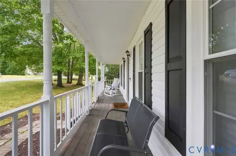 Exterior - 8224 Ferdinand Ln, Midlothian, VA 23112 photo 3 of 10