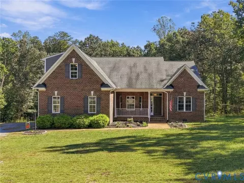 4963 Shannon Hill Rd, Kents Store, VA 23084
