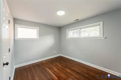 Bedroom - 2103 Warwick Ave, Richmond, VA 23224 photo 6 of 9