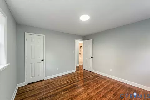 Bedroom - 2103 Warwick Ave, Richmond, VA 23224 photo 4 of 9