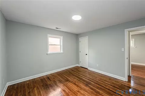 Bedroom - 2103 Warwick Ave, Richmond, VA 23224 photo 5 of 9