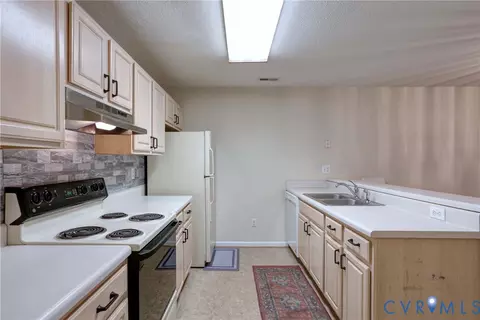 Kitchen - 1202 Westgate Cir, Williamsburg, VA 23185 photo 2 of 2