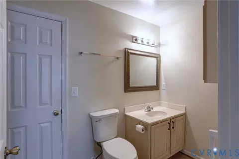 Bath - 1202 Westgate Cir, Williamsburg, VA 23185 photo 1 of 3