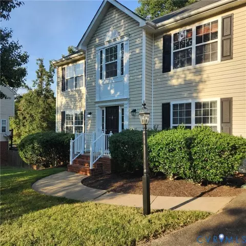 925 Scotch Pine Ct, Sandston, VA 23150
