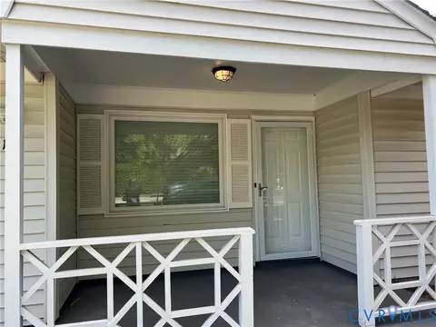 Exterior - 2112 Paramont Ave, Chesapeake, VA 23320 photo 1 of 11