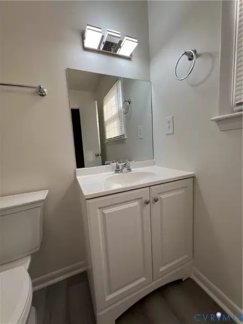 Bath - 2112 Paramont Ave, Chesapeake, VA 23320 photo 1 of 5