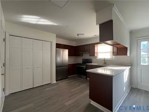 Kitchen - 2112 Paramont Ave, Chesapeake, VA 23320 photo 1 of 3