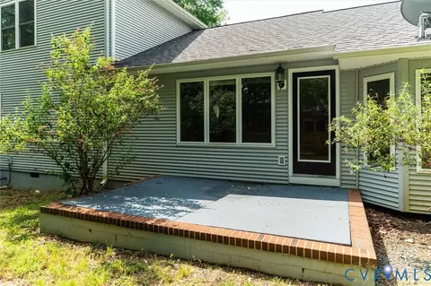 Exterior - 7 Loving Ter, Palmyra, VA 22963 photo 4 of 5