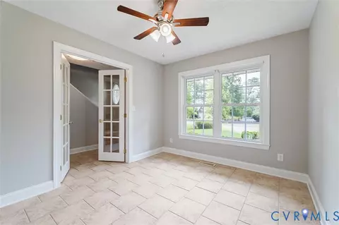 Entry Way - 7 Loving Ter, Palmyra, VA 22963 photo 4 of 4