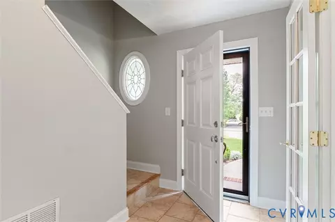 Entry Way - 7 Loving Ter, Palmyra, VA 22963 photo 2 of 4