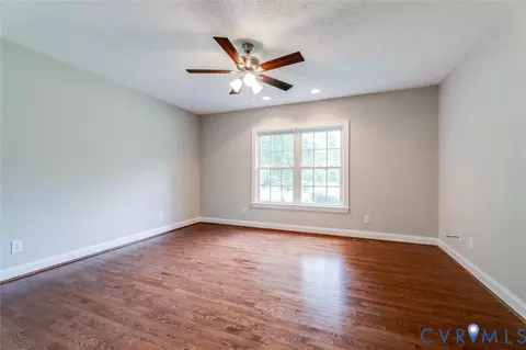 Living - 7 Loving Ter, Palmyra, VA 22963 photo 4 of 4