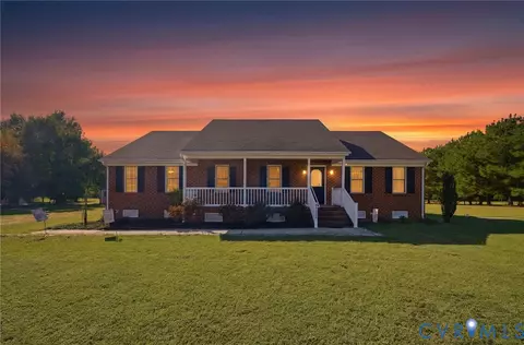 20550 Horseshoe Rd, Carson, VA 23830