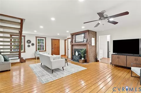 12100 Framar Dr, Midlothian, VA 23113 photo 13