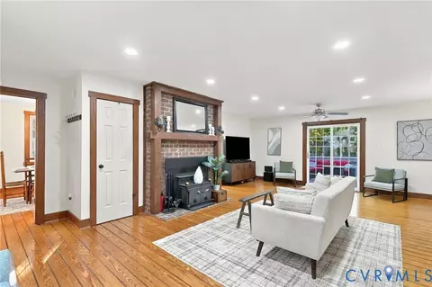 12100 Framar Dr, Midlothian, VA 23113 photo 17
