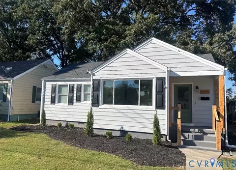 210 Wright Ave, Colonial Heights, VA 23834