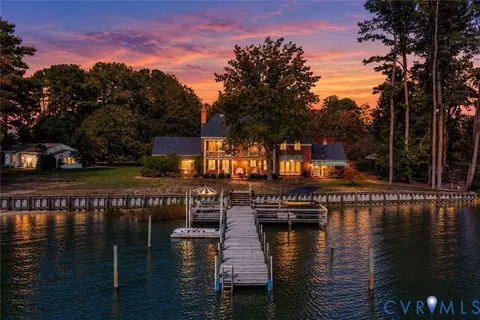 430 Harveys Neck Rd, Heathsville, VA 22473