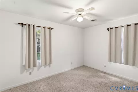 Bedroom - 7847 Beaver Dr, Gloucester, VA 23061 photo 3 of 8
