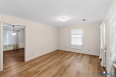 Living - 7847 Beaver Dr, Gloucester, VA 23061 photo 1 of 5