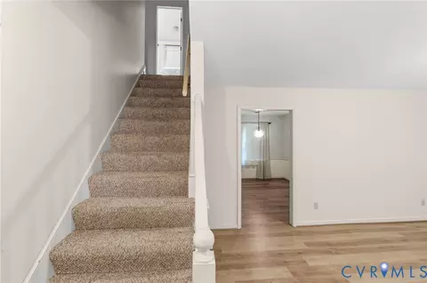 Entry Way - 7847 Beaver Dr, Gloucester, VA 23061 photo 2 of 2