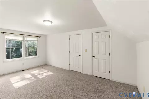 Bedroom - 7847 Beaver Dr, Gloucester, VA 23061 photo 6 of 8