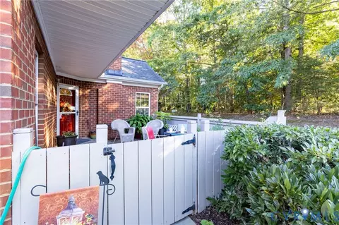 Exterior - 1454 Tannery Cir, Midlothian, VA 23113 photo 6 of 6