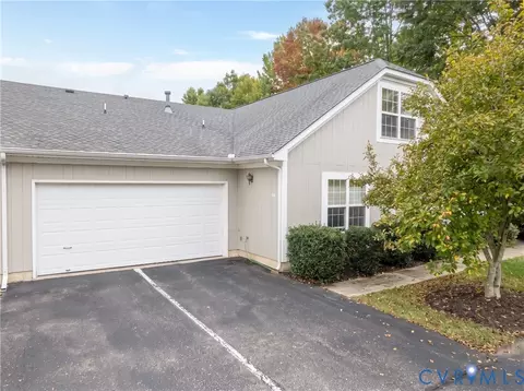 Exterior - 1454 Tannery Cir, Midlothian, VA 23113 photo 4 of 6