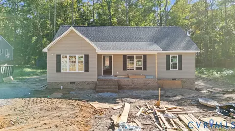 25501 Simmons Ave, Petersburg, VA 23803