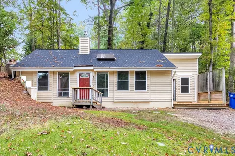 802 Fahey Ct, Richmond, VA 23236