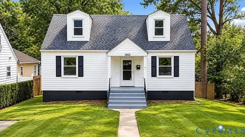 1860 Coggin St, Petersburg, VA 23805