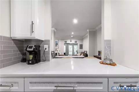 Kitchen - 11810 N Briar Patch Dr, Midlothian, VA 23113 photo 2 of 4