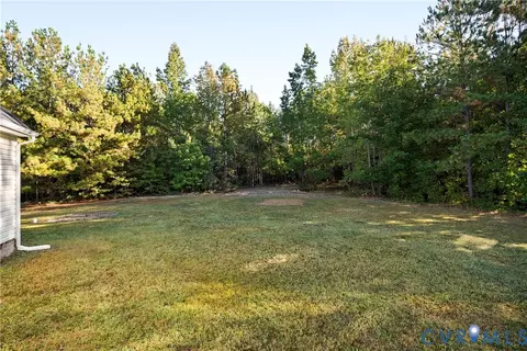 Exterior - 16409 Courthouse Rd, Dinwiddie, VA 23841 photo 7 of 8