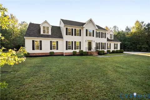 Exterior - 16409 Courthouse Rd, Dinwiddie, VA 23841 photo 4 of 8