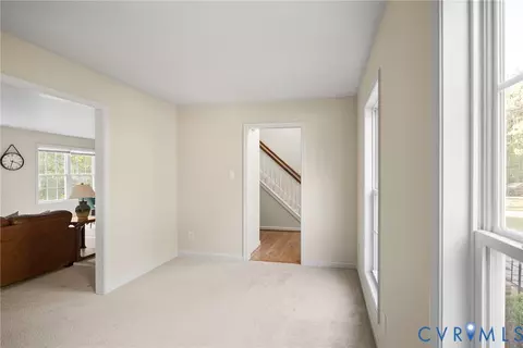 Living - 16409 Courthouse Rd, Dinwiddie, VA 23841 photo 5 of 5