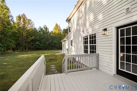Exterior - 16409 Courthouse Rd, Dinwiddie, VA 23841 photo 6 of 8