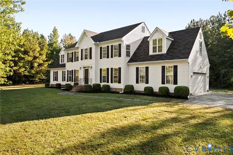 Exterior - 16409 Courthouse Rd, Dinwiddie, VA 23841 photo 2 of 8