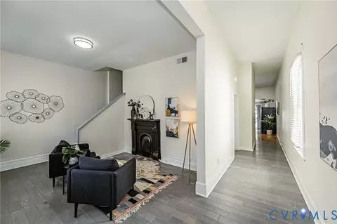 Entry Way - 2011 Chicago Ave, Richmond, VA 23224 photo 1 of 3