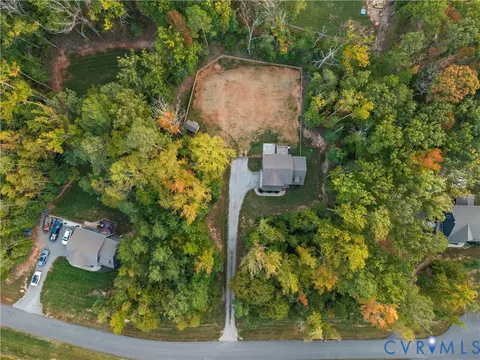 View/Area - 2953 Preston Park Ct, Sandy Hook, VA 23153 photo 5 of 9