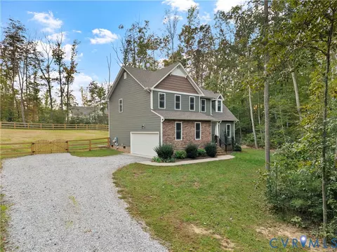 Exterior - 2953 Preston Park Ct, Sandy Hook, VA 23153 photo 2 of 9