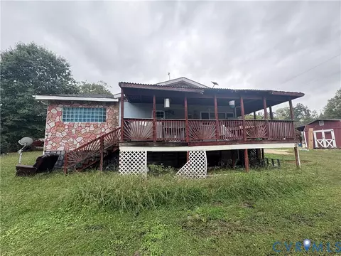 Exterior - 692 Clay Rd, Skipwith, VA 23968 photo 3 of 4