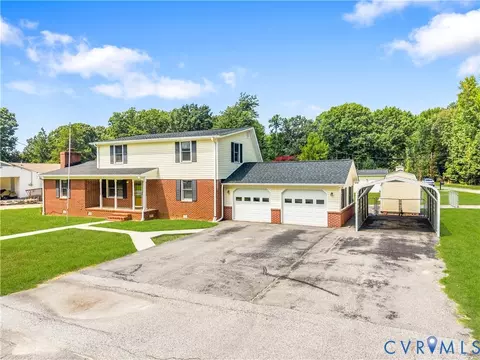 11612 Yorkdale Dr, North Prince George, VA 23860