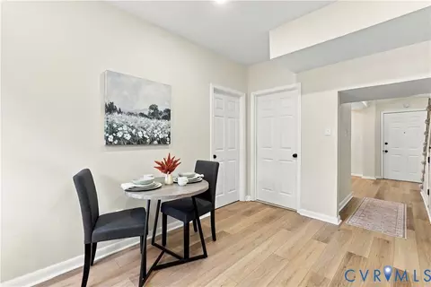 Entry Way - 521 Catherine St, Richmond, VA 23220 photo 2 of 4