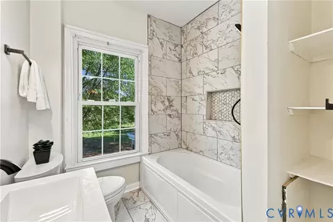 Bath - 521 Catherine St, Richmond, VA 23220 photo 6 of 6