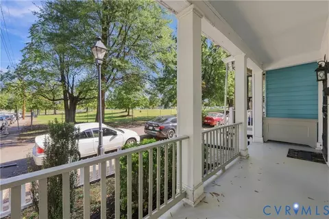 Exterior - 521 Catherine St, Richmond, VA 23220 photo 5 of 11