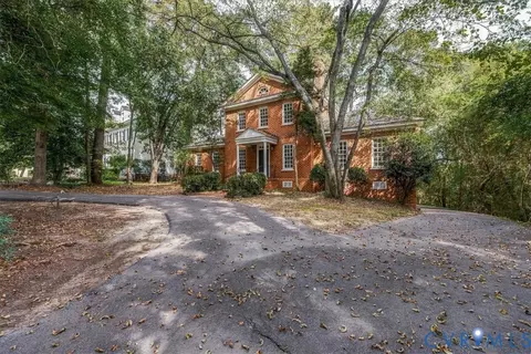173 Waterfront Dr, Colonial Heights, VA 23834
