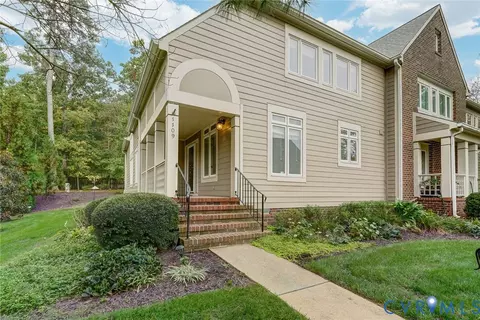 1109 Lakeland Cir, Henrico, VA 23229