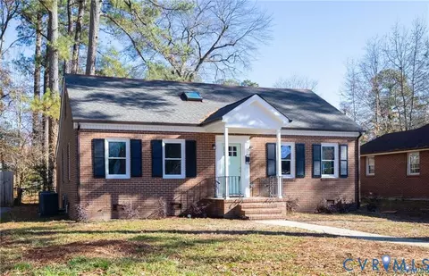 710 Hampton Rd, Petersburg, VA 23805