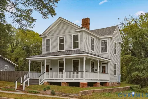 Exterior - 2101 5th Ave, Richmond, VA 23222 photo 2 of 9